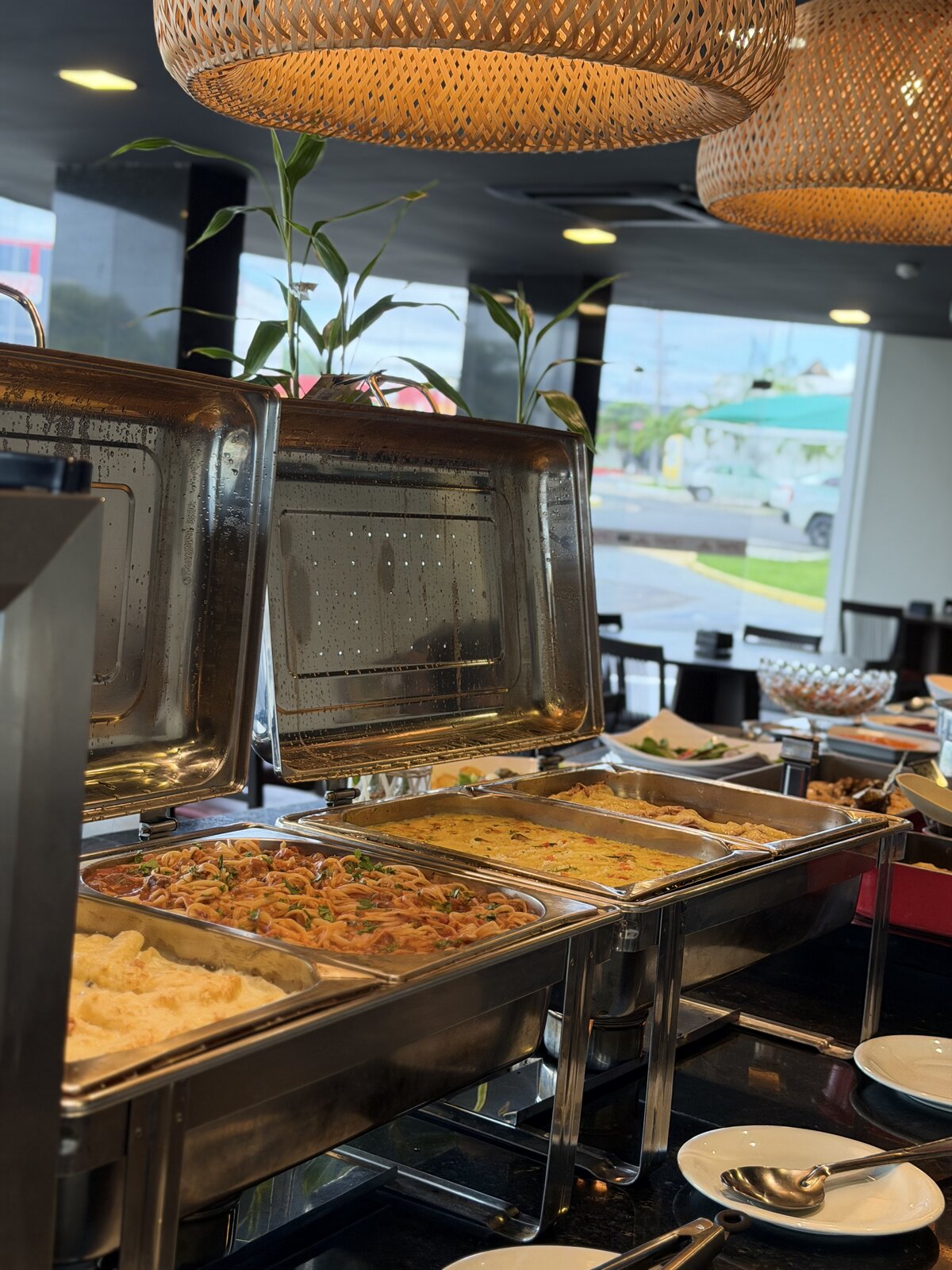Buffet de almoço no Yano Cozinha